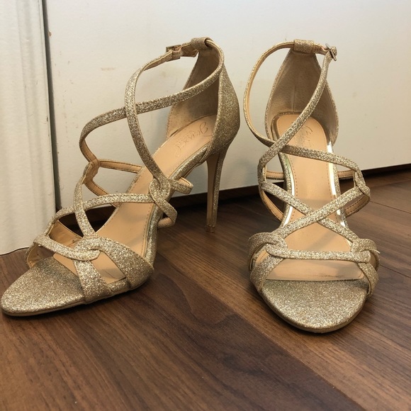 ✨STUNNING✨Badgely Mischka Gold Sparkle Heel - Picture 5 of 6